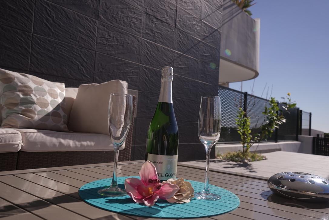 Ocean View Apartment Arenales del Sol Exterior photo